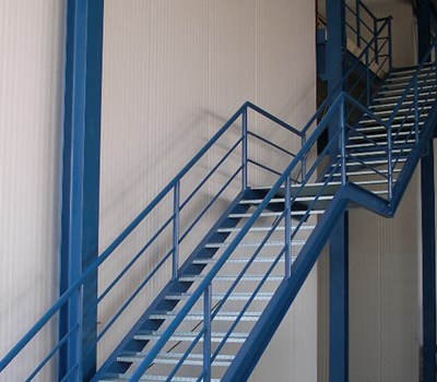 Escadas Metálicas para a empresa Granfer